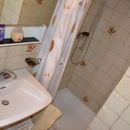 Apartment Chavonnes 21 *